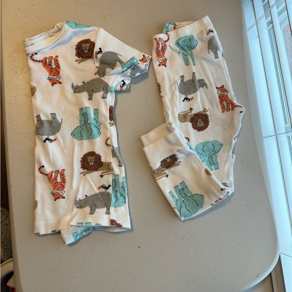 3T pajamas